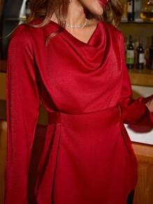 SHEIN Clasi Damska bluzka z długim rękawem w jednolitym kolorze z eleganckim drapowanym kołnierzykiem i gładką satyną