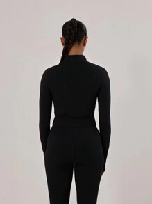 Musera Sport 短款拉链运动夹克，适合板式网球、网球、匹克球和健身房运动。 - 黑色 - 查看 5