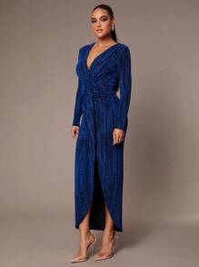 Silquee Robe élégante et magnifique pour femme à manches longues, convenant à l'automne et l'hiver. Coupe ajustée avec paillettes, encolure en V et épaulettes rembourrées. Design drapé, idéale pour Halloween, Thanksgiving, Noël et le Nouvel An