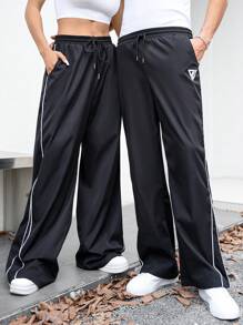 Manfinity Unisex Unisex Woven Mid-Rise Drawstring Straight-Leg Pants