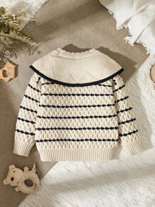 SHEIN Vintaside Kids 少女套头衫，秋冬时尚新品。奶油色、杏色和黑色条纹针织面料，柔软甜美。宽领口设计展现活泼气息，充满感觉。袖口精致华丽。适合秋冬穿着。面料质感强，柔软亲肤，轻盈舒适，温暖舒适，给小女孩带来更多舒适感。适合各种场合，展现好学女孩的优质风范，适合居家休闲、校园聚会、节日和派对。 - 米色 - 查看 2