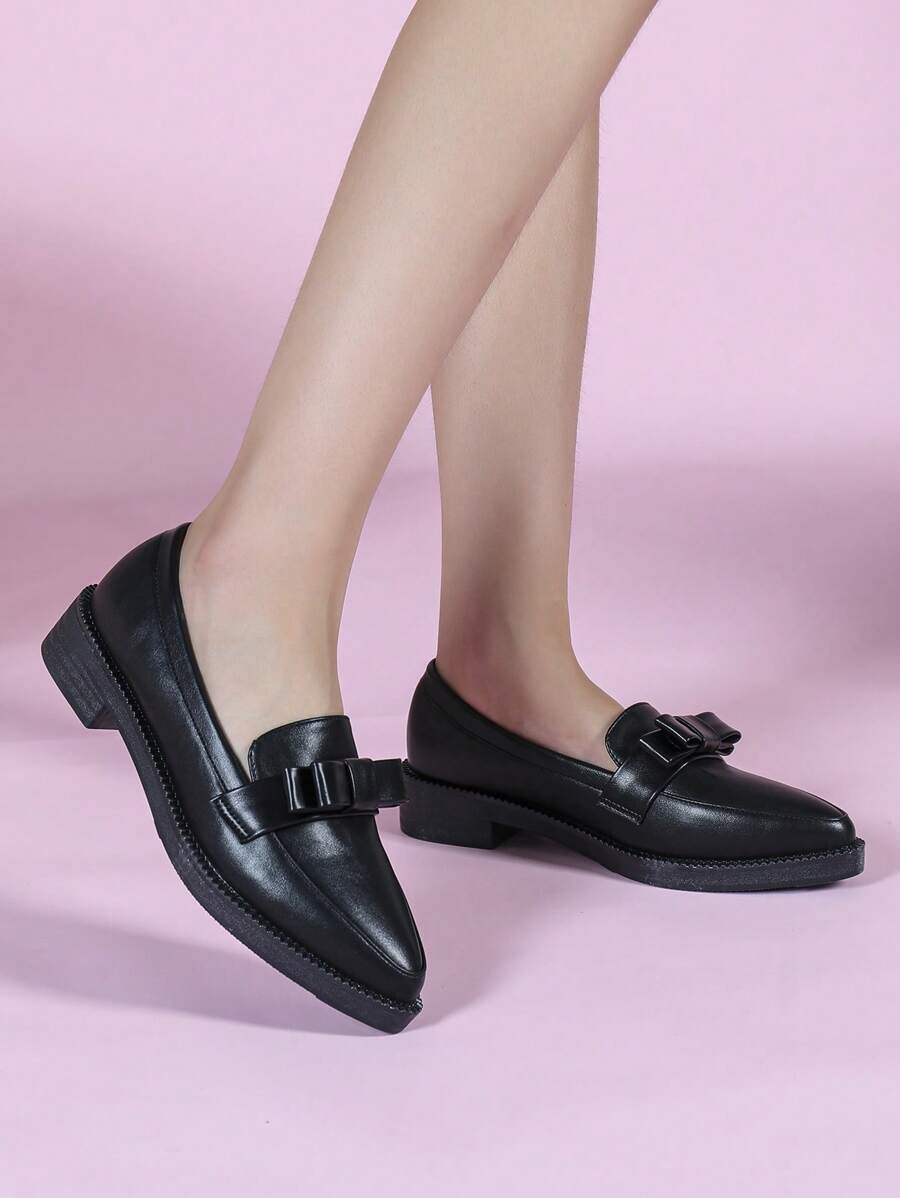 CUCCOO DOLLMOD Women's Flat Slip-On Shoes, Solid Black Pointed Toe Bowknot Mule, Academy Style All Season New Year Holiday Valentines - Graphite Black - View 1