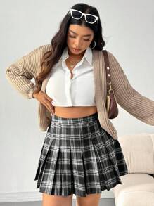 SHEIN EZwear 大码复古格子褶皱 A 字迷你裙 - 黑與白 - 查看 5