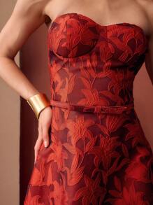 MOTF PREMIUM EMBROIDERY FLORAL PATTERN FLARE HEM BUSTIER TUBE LONG DRESS - Red - View 3