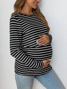 SHEIN Maternity Casual Heart Embroidery Nursing Tops Fitted Round Neck Long Sleeve Pregnant Women T-Shirt