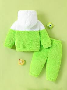 SHEIN Perso Play 男婴可爱有趣的卡通怪物脸刺绣拼色蓬松连帽运动衫和蓬松运动裤套装，适合秋冬季外出、拍照、派对和角色扮演 - 綠色 - 查看 2