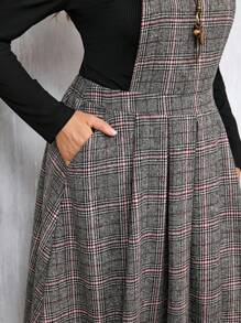 SHEIN LUNE 2pcs Plus Size Casual Solid Color Long Sleeve Top And Plaid Suspender Skirt Set, Autumn
