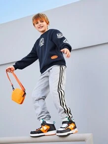 SHEIN Tween 男孩圆领长袖海军蓝运动健身骑行足球篮球跑步休闲图案印花字母羊毛运动衫，适合多种场景 - 藏蓝色 - 查看 4