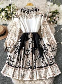 SHEIN LUNE Court Retro  Plus Size V-Neck Long Sleeve Floral Print Casual Dress - Beige - View 2