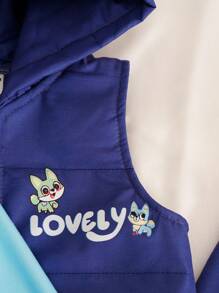 SHEIN This 3-Piece Baby Boys Cartoon Animal Pattern Vest Jacket Set With Long Sleeve T-Shirt And Pants Adds A Touch Of Cuteness And Warmth To Baby's Winter Outfit. Specially Designed For Cold Weather, It Provides All-Around Warmth And Comfort For The Baby.