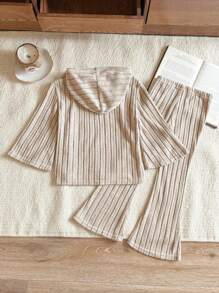 SHEIN 年轻女孩法式优雅卡其棕色针织罗纹修身连帽上衣和喇叭针织裤套装，秋冬 - 卡其色 - 查看 2