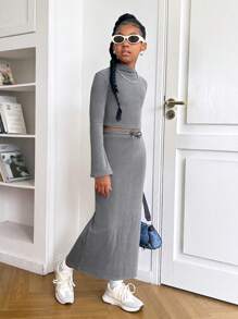 Bộ 2 món/bộ áo crop top tay dài màu trơn đơn giản cho bé gái tuổi mới lớn và chân váy maxi bó sát - Màu xám đen - Xem 7