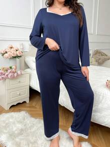 Plus Size Loose Lace Trim Pajama Set