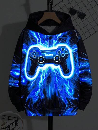 SHEIN 男童街头风夜光3D游戏机图案加厚卫衣，适合秋、春、冬三季穿着，是户外玩耍、上学、街头时尚、派对和休闲居家穿着的理想之选，性价比高。