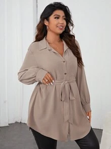 SHEIN PETITE CURVE Camisa de botones de unicolor de talla grande para otoño