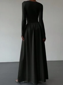 Aloruh New V-Neck Long Sleeve White Dress, Slim Fit, Thermal Insulation, Versatile, Autumn/Winter - Black - View 2