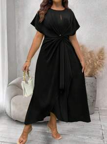 SHEIN Clasi Vestido maxi elegante de manga de murciélago con envolvente y bajo de mujeres talla grande - Negro - Ver 3