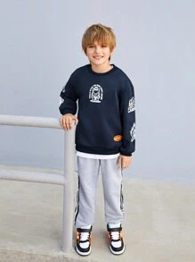 SHEIN Tween 男孩圆领长袖海军蓝运动健身骑行足球篮球跑步休闲图案印花字母羊毛运动衫，适合多种场景 - 藏蓝色 - 查看 5