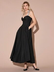 Enchnt Spring/Summer Romantic Women's Black Bustier Dress, Contrasting Lace Straps And Bow, Waist-Cinching A-Line Long Dress,Sweet&Elegant Outfit For Sweet Date Night &Wedding Guest Dress Women &Holiday & Graduation Dress&Daily Commuting&Vacation&Garden Parties & Concert Outfit Women