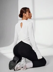 Sovereign Charm 女士纯色简约休闲交叉带运动长袖 T 恤健身背心 - 白色 - 查看 3