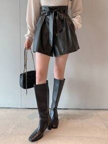 DAZY 女士时尚纯色高腰纸袋腰 PU 皮革短裤，秋季服装 - 黑色 - 查看 3