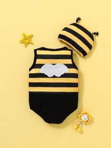 SHEIN Persoplay Kids Baby Boy Striped Print Patched Detail Bodysuit & Hat