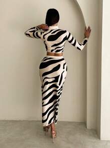 Zolique Bộ 2 chiếc áo len dệt kim crop top & váy in hình động vật thời trang dành cho nữ - Nhiều màu - Xem 2