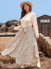 SHEIN VCAY Plus Size Ditsy Floral Wrap Split Casual Midi Dress, Suitable For Vacation, Autumn