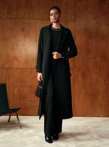 MOTF PREMIUM Manteau long ceinturé avec col châle en laine, poches en biais et boucle - Noir - Voir 4