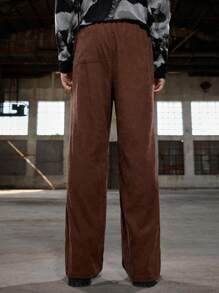 Manfinity RebelGame 男士休闲宽松松紧腰直筒梭织裤 - 棕色 - 查看 2