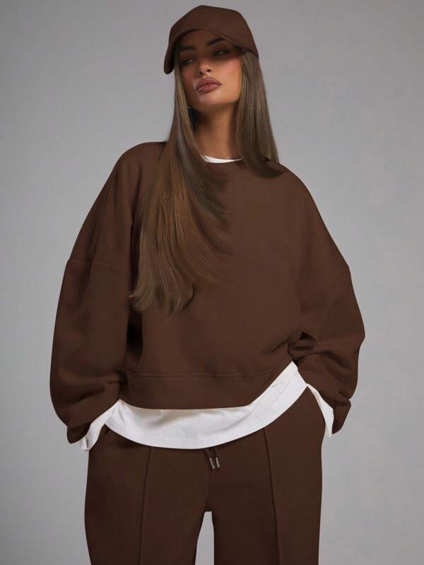 MUSERA Blusa de moletom cropped oversized de manga comprida com modelagem ampla e confortável, ideal para volta às aulas, outono e inverno. Perfeita para o Natal, casual e estilosa, perfeita para o dia a dia. Ideal para compor um guarda-roupa cápsula com inspiração no streetwear Y2K.