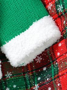 Pelele de bebé niño con estilo navideño, esencial para bebés. Diseño clásico con elemento de Papá Noel, cuello pequeño para mayor ternura, mono de manga larga para comodidad y calidez, haciendo que tu bebé sea el centro de atención durante las fiestas