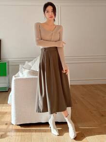 DAZY Casual Solid Color Pleated Mid-Length A-Line Skirt, Autumn