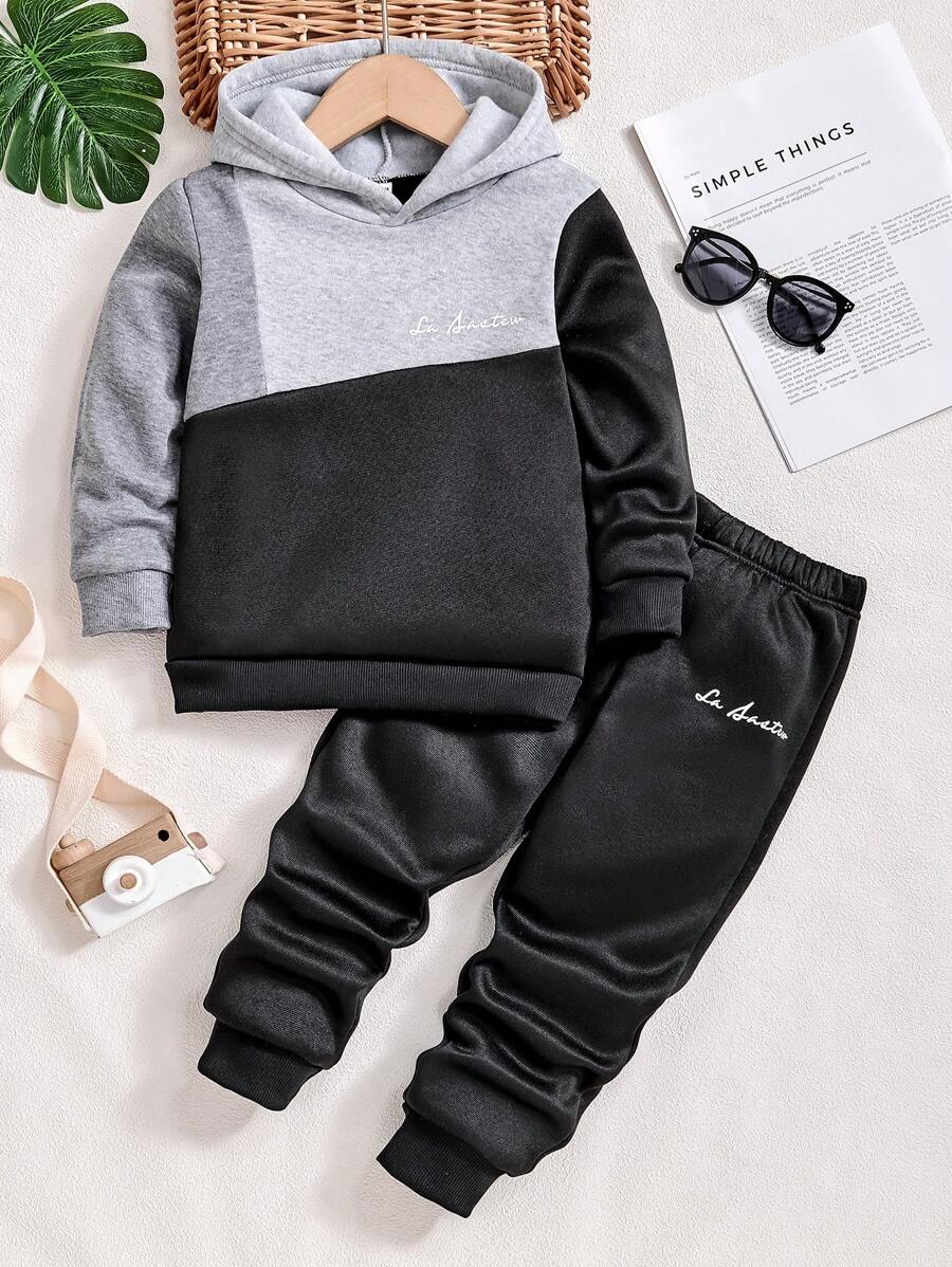 2 件套年轻男孩休闲字母印花拼布连帽衫和运动裤套装，适合秋冬季 - 彩色 - 查看 1