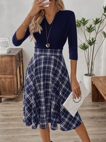 EMERY ROSE Váy nữ cổ chữ V kẻ caro viền xếp ly thanh lịch cho mùa thu - Màu xanh lam - Xem 1