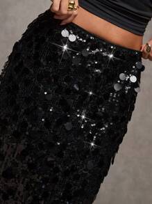 SHEIN BAE تنورة نسائية عصرية مزينة بالبرقوق مفتوحة الظهر، مناسبة للحفلات والمناسبات
