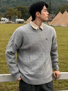 DAZY Men's Embroidered Pattern Casual Lightweight Sweater, Autumn - Grey - View 4