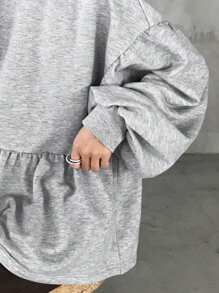 FRIFUL Áo thun nữ trơn màu rộng rãi có viền bèo nhún, mùa thu - Màu Xám nhạt - Xem 6