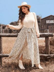SHEIN VCAY Plus Size Ditsy Floral Wrap Split Casual Midi Dress, Suitable For Vacation, Autumn