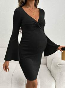 SHEIN Solid Color Deep V-Neck Casual Pregnancy Dress With Long Sleeve For Maternity