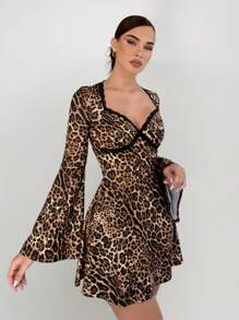 Aloruh Women's Sweetheart Neck Lace Panel Leopard Print Flare Sleeve Fashion Dress - Multicolor - View 1