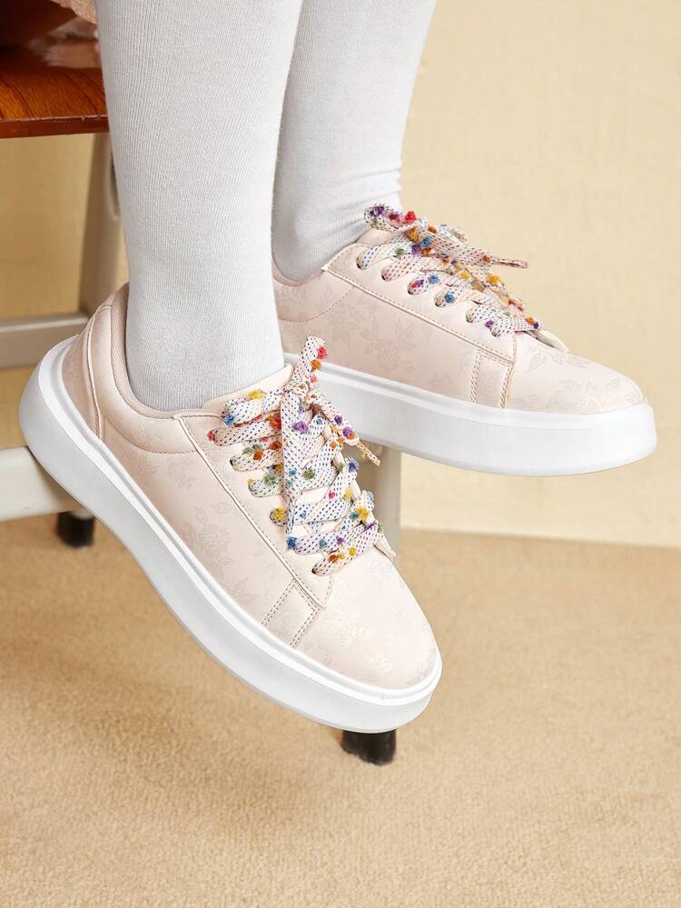 CUCCOO EASI アイボリーピンク色の靴ひも - お洒落 カジュアル 軽量 快適な女性のスケートボードシューズ パーティー、休暇、通勤に適し、ローヒール フラット ウォーキングスニーカー、アウトドア、ストリートウェアトレーナーにも使えます