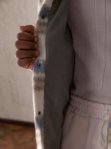 AKNOTIC Business Casual 圣诞节男士梭织撞色格子宽松休闲翻领落肩长袖纽扣前开衫，适合秋季、日常、新年、圣诞节，带有拼布领子和口袋，适合秋冬 - 藍色 - 查看 9