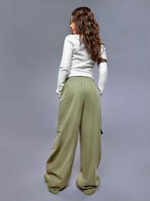 Athîral Women's Casual Solid Color Drawstring Low Waist Flap Pocket Loose Wide Leg Cargo Pants Warm Cold Weather Thermal Fall/Winter - Green - View 3