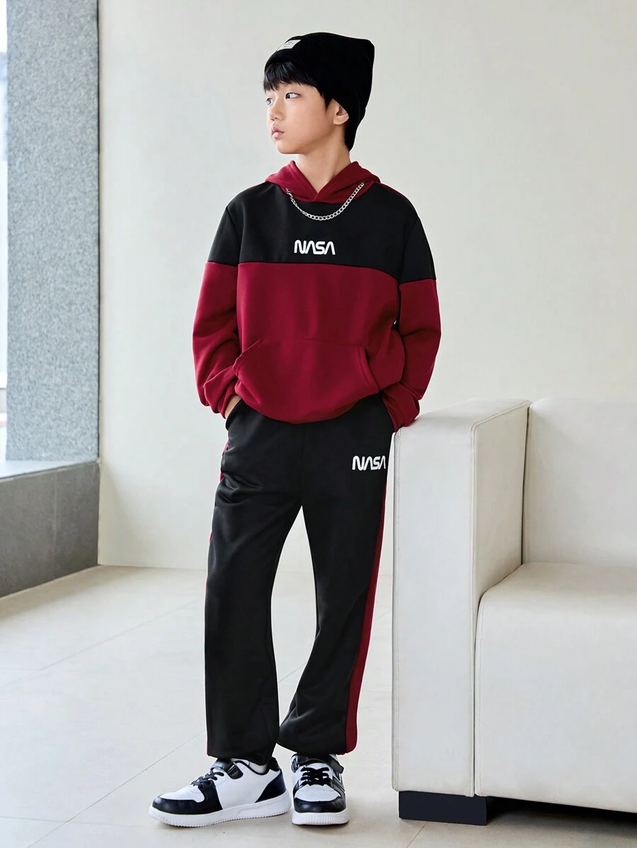 SHEIN Leap Crew Tween Boy字母圖形雙色下肩帽衫&運動褲 - 紅色 - 查看 1