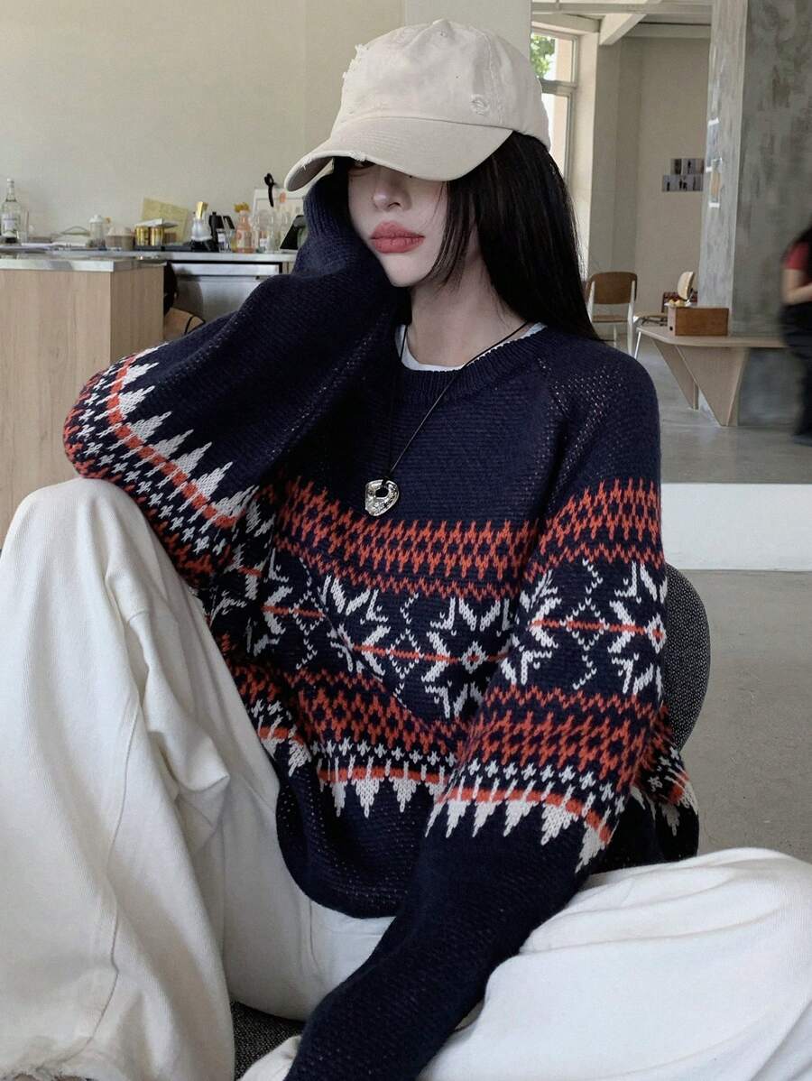 DAZY 圣诞复古图案提花针织宽松圆领毛衣，适合女士、节日、秋季女装 - 藍色 - 查看 1