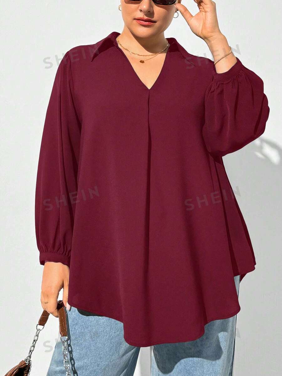 SHEIN Essnce Camisa de manga larga roja de cuello en V holgada y cómoda para mujer talla grande de otoño e invierno, ropa de mujer de otoño, blusas de mujer, tops curvy, dinero viejo, casual de negocios para mujer, ropa de oficina, tops de mujer, graduación, maestra, tops de trabajo, ropa de mujer para Navidad, tops de Navidad, Noche Vieja, mujeres elegantes borgoña - Burdeos - Ver 1