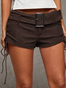 SHEIN BAE Quần short vải nhung kẻ cạp thấp phong cách phương Tây, màu nâu sô cô la, màu trơn, thích hợp mặc hàng ngày, quần short có dây đeo bên hông, quần short vải nhung kẻ cạp thấp, quần short có dây đeo bên hông, quần short mặc mùa thu đông, quần short mặc lễ hội hóa trang, quần short mặc lễ hội âm nhạc, quần short mặc tiệc theo chủ đề - màu nâu - Xem 5