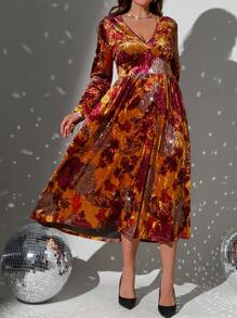 SHEIN Clasi Váy nhung hoa cổ chữ V eo xếp ly cỡ lớn cho nữ - Nhiều màu - Xem 4