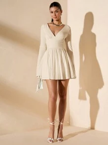 SHEIN BAE 1pc Women's Solid Color White Minimalist V-Neck Long Sleeve Ruffle Cuff Bodycon Mini Dress, Elegant And Sexy For Daily Wear - Apricot - View 7
